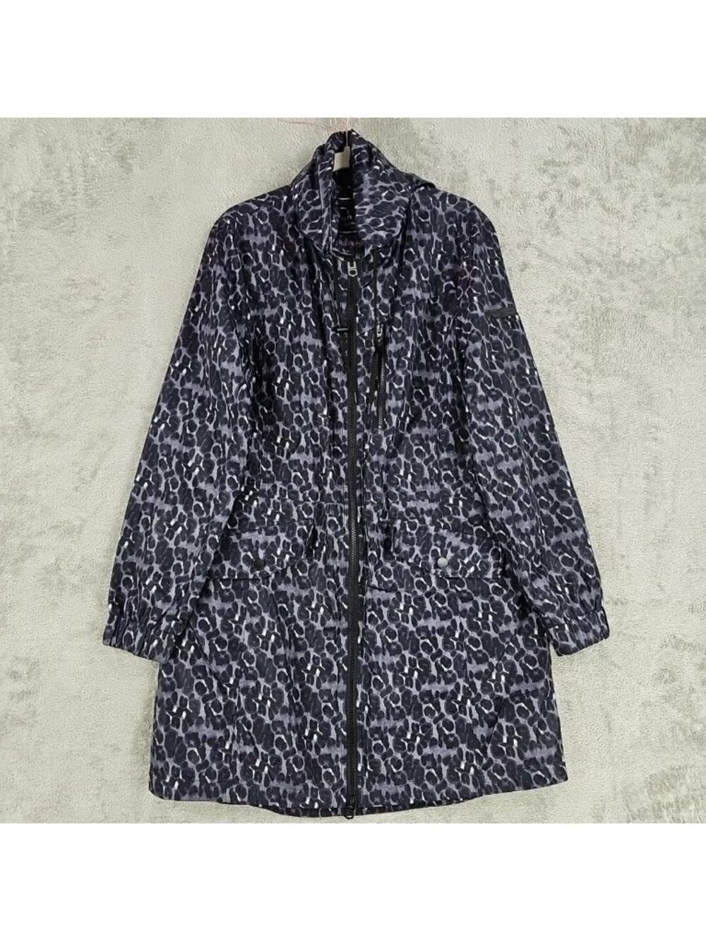 Lucky Brand Coat Womens Medium Gray Leopard Rain Full Zip Mesh Lined Mid Length